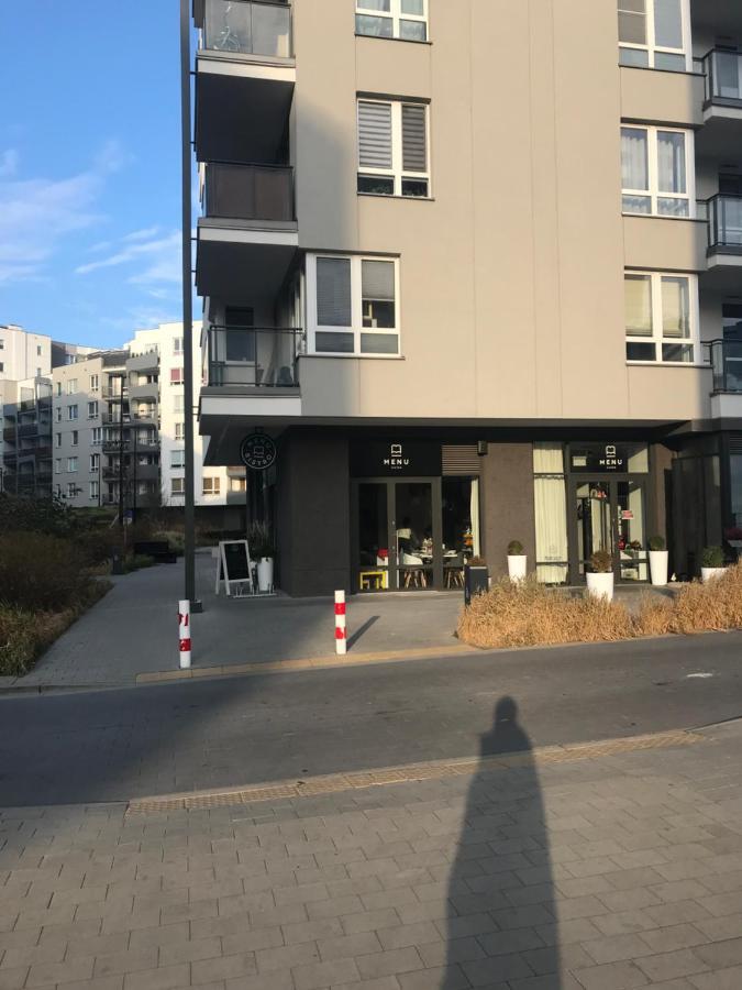 Warsaw - Aparts Lotnisko Okecie Apartment Bagian luar foto
