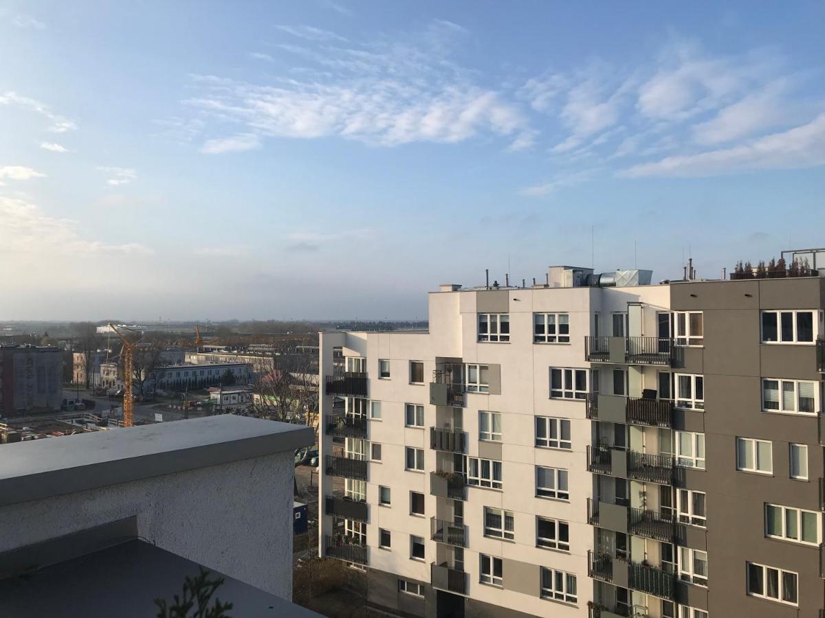Warsaw - Aparts Lotnisko Okecie Apartment Bagian luar foto